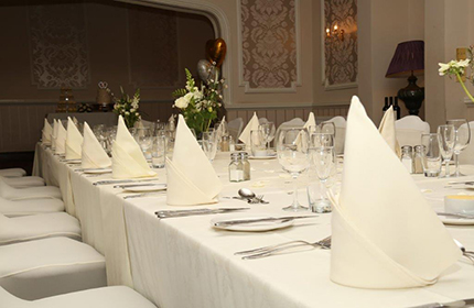 restaurant-normal-service-1.jpg